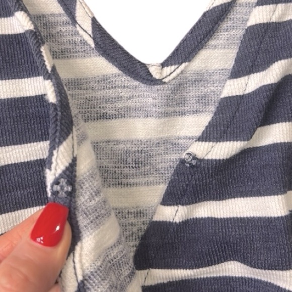 Old Navy Cropped Wide Leg Sleeveless Navy Striped Knit Jumpsuit Medium Tall - Picture 6 of 14